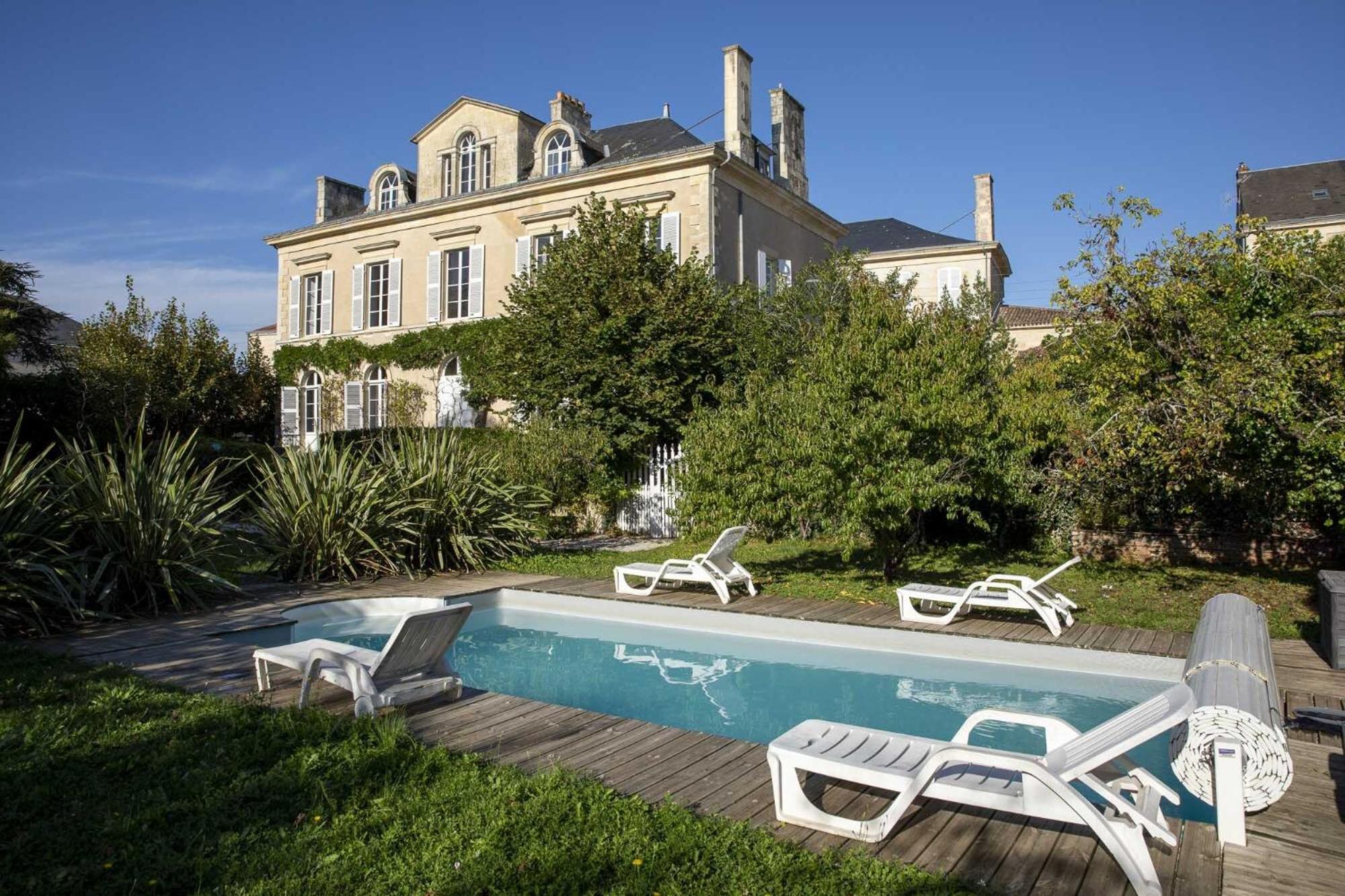 Hotel Chambre D'Hotes La Maison De Maitre Fontenay-le-Comte Habitación foto