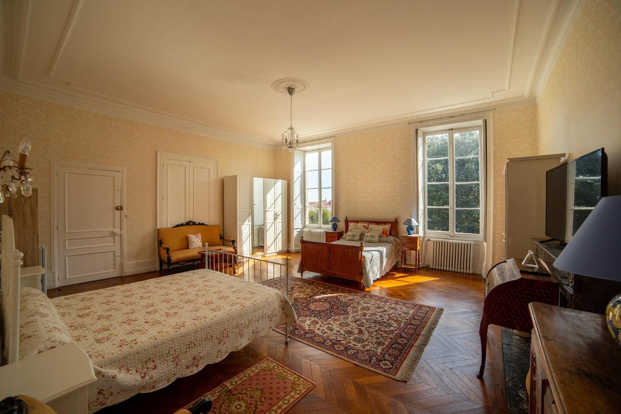 Hotel Chambre D'Hotes La Maison De Maitre Fontenay-le-Comte Habitación foto