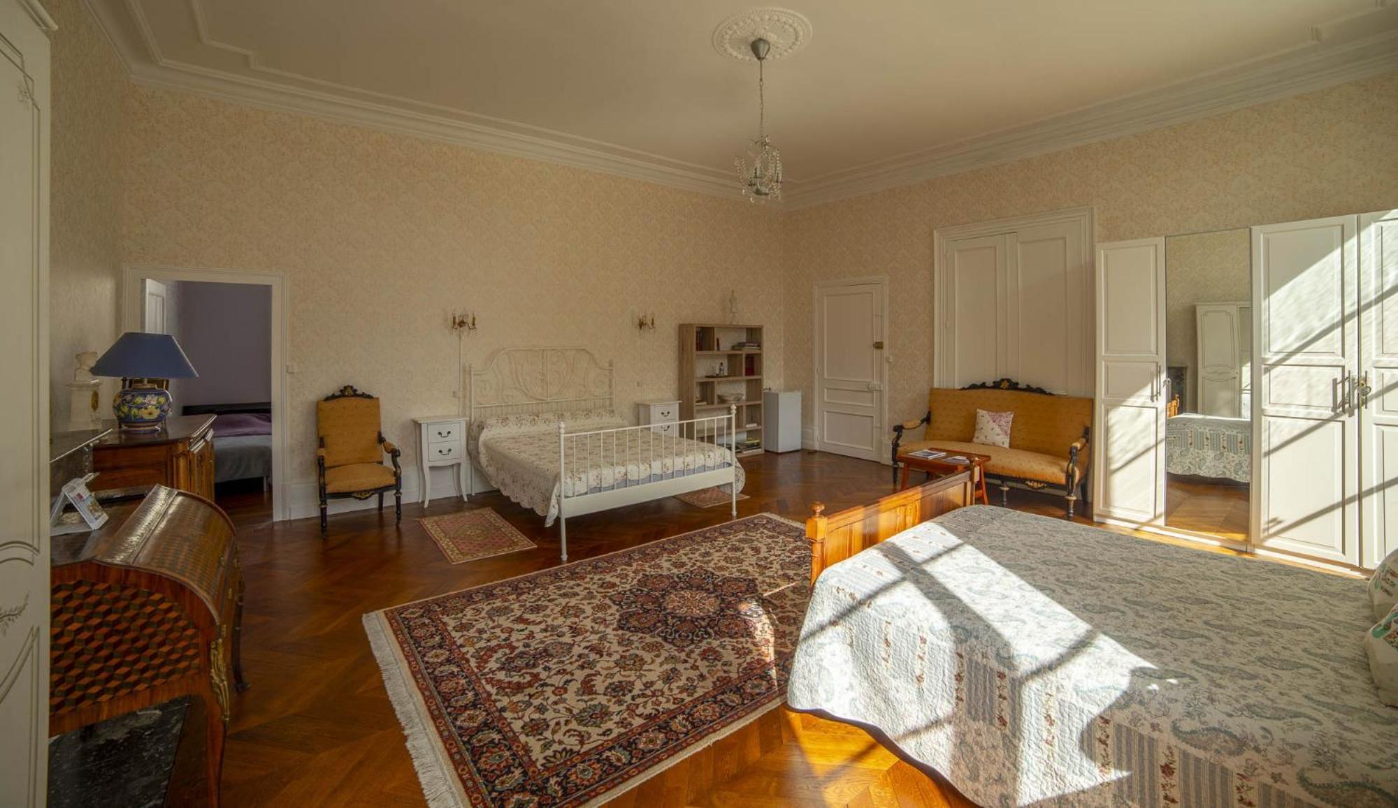 Hotel Chambre D'Hotes La Maison De Maitre Fontenay-le-Comte Habitación foto